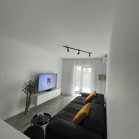 Parcului20 Near Romexpo, Herastrau Park Bucarest