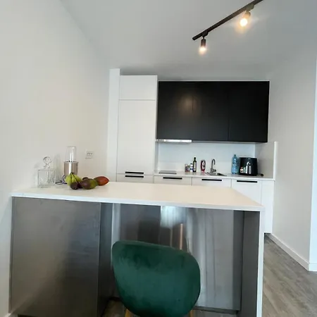 Parcului20 Near Romexpo, Herastrau Park *