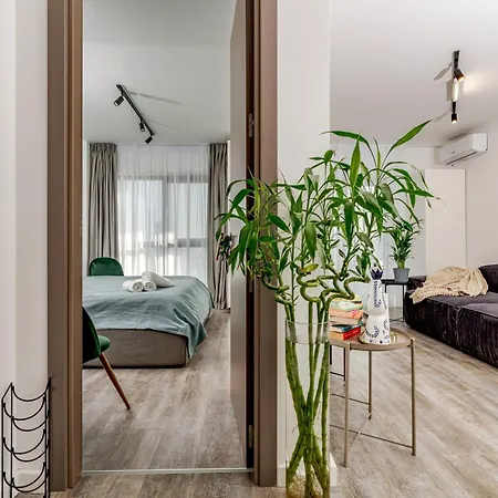 Parculuiapart Near Romexpo, Herastrau Park, Free Parking Ev & Hybrid * Bucharest