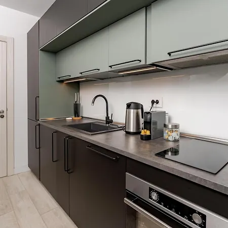 Parcului20 Near Romexpo, Herastrau Park