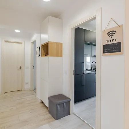Parculuiapart Near Romexpo, Herastrau Park, Free Parking Ev & Hybrid * Bucharest