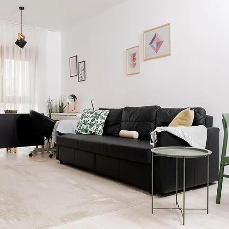 Parcului20 Near Romexpo, Herastrau Park Lägenhet *