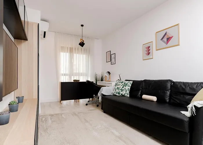 Parcului20 Near Romexpo, Herastrau Park * Bukurešť